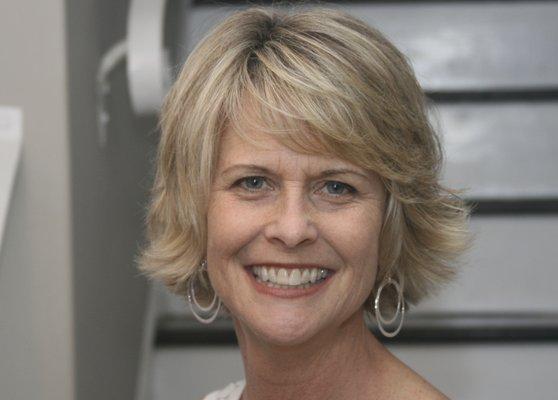 Photo of Laura F.