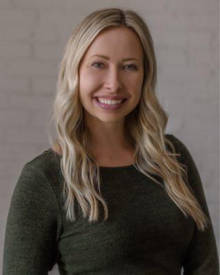 Photo of Ellen D.