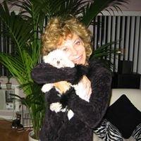 Photo of Wendy L.