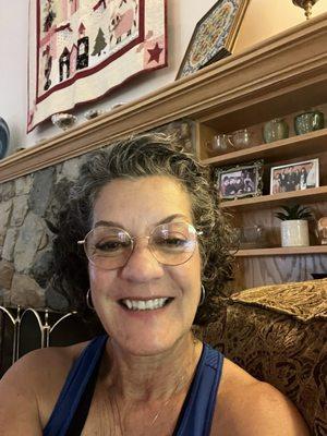 Photo of Leslie J.