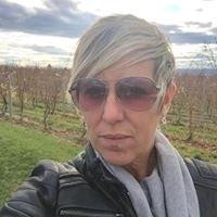 Photo of Sue E.