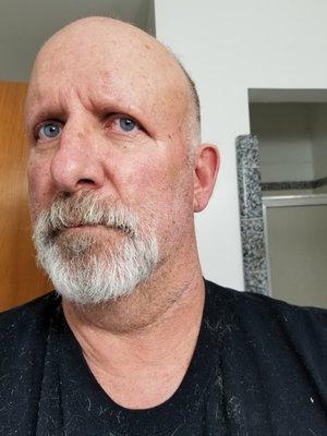 Photo of Glen E.