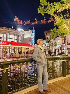 Photo of Anhong D.
