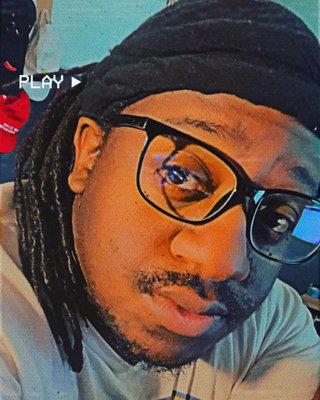 Photo of Roshaud B.