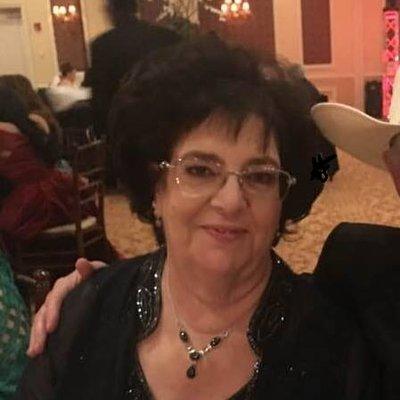Photo of Debra G.