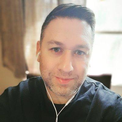 Photo of Jason V.