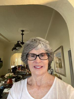 Photo of Linda M.