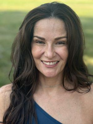 Photo of Jenn L.