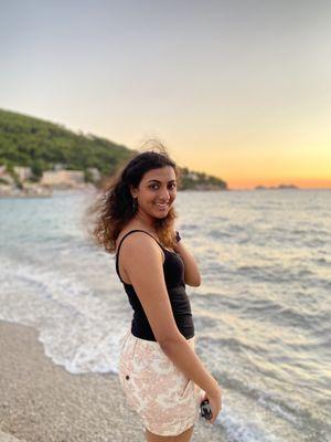Photo of Janani K.