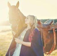 Photo of Carley M.