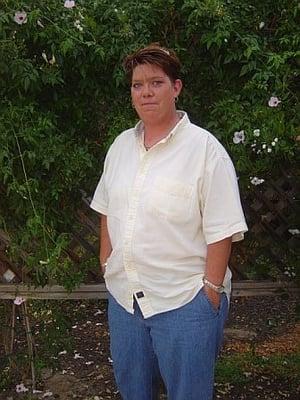 Photo of Gail L.