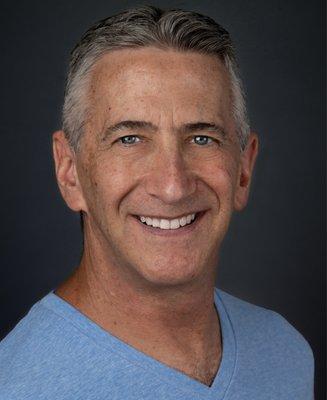 Photo of Lyle W.