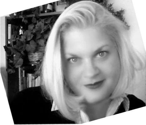 Photo of Deborah W.