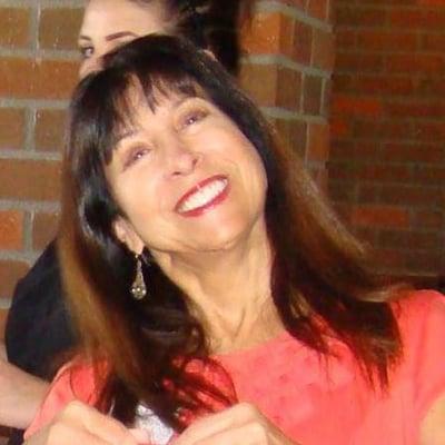 Photo of Robin J.