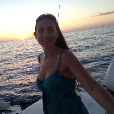 Photo of Debra B.