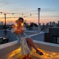 photo of Julia D.