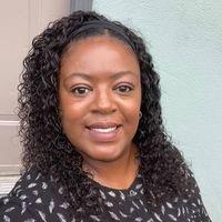 Photo of Erika J.