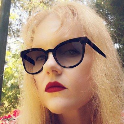 Photo of Elizabeth R.