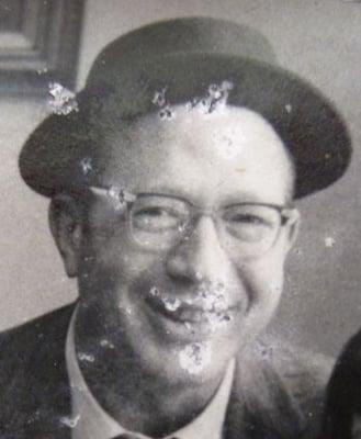 Photo of Andrew E.