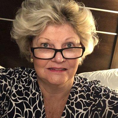 Photo of Linda M.