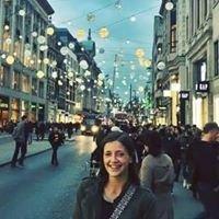 Photo of Amanda E.