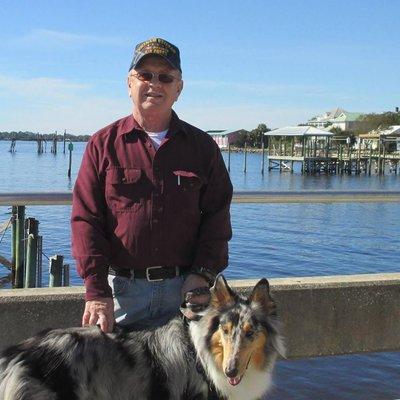 Photo of Dennis T.