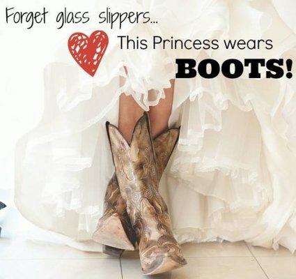 photo of Blondee_N_CO 2.