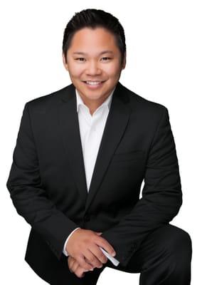 Photo of Leonard M.