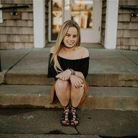 Photo of Caroline L.