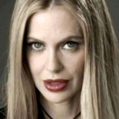 Photo of Debra B.
