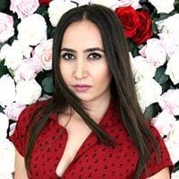 Photo of Julia B.