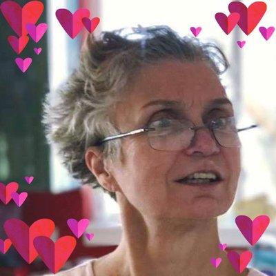 photo of Lainie L.