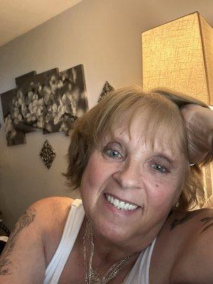 Photo of Debra M.