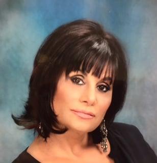 Photo of Lisa T.