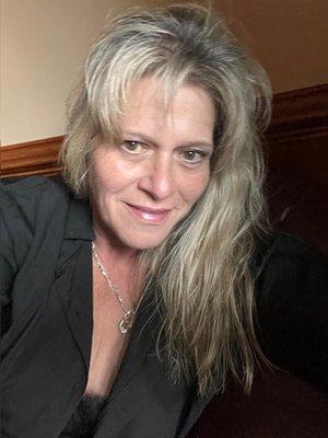 photo of Debbi H.