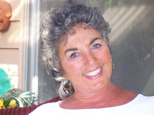 Photo of Suzanne K.