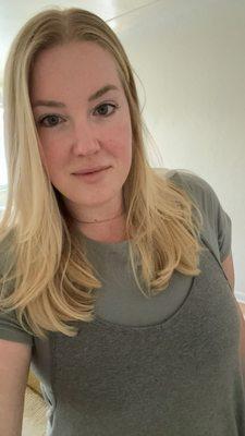Photo of Karen L.
