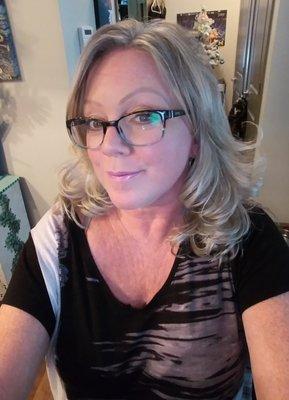 Photo of Julie T.