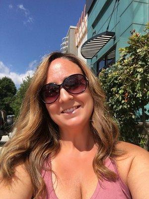 Photo of Lisa G.