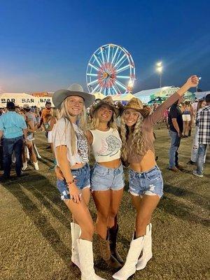 photo of Isabella B.