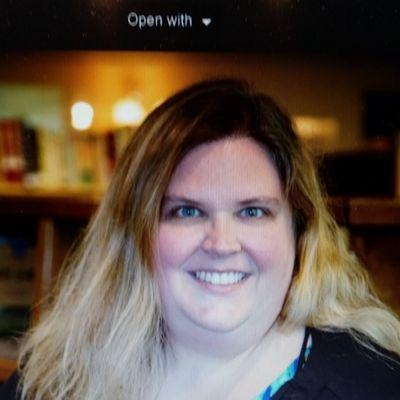 Photo of Debra G.