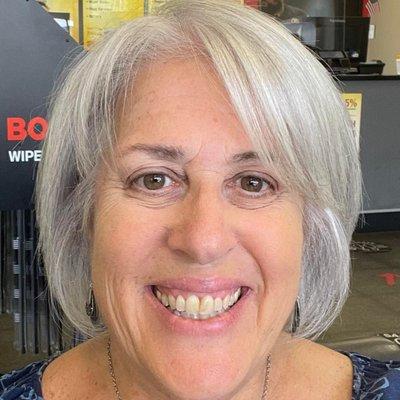 Photo of Donna F.