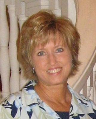 Photo of Julie H.