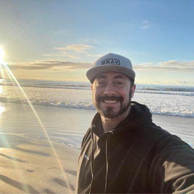 Photo of Dustin G.