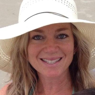 Photo of Dawn F.