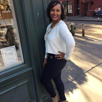 Photo of Shari C.
