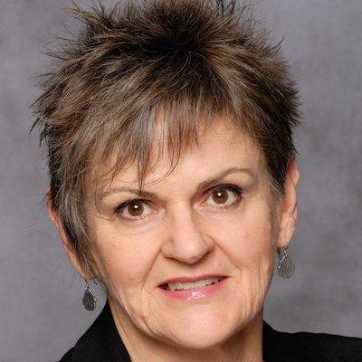 Photo of Julie F.