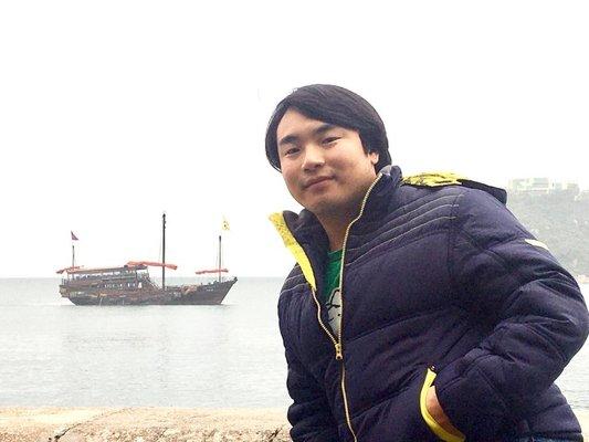 photo of Jonathan L.