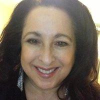 Photo of Lynne B.