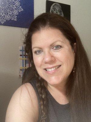 Photo of Julie R.